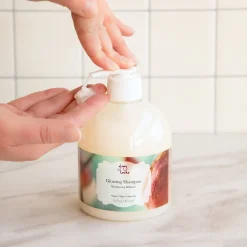 Glossy Locks Glossing Shampoo