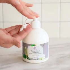 Glossy Locks Moisture Drench Conditioner
